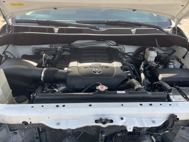 Used 2019 Toyota Sequoia Platinum RWD image 5