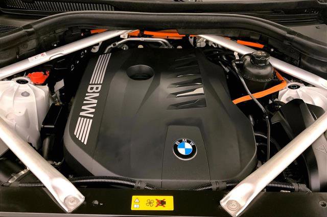 Certified 2024 BMW X5 xDrive50e w/ M Sport Package image 9