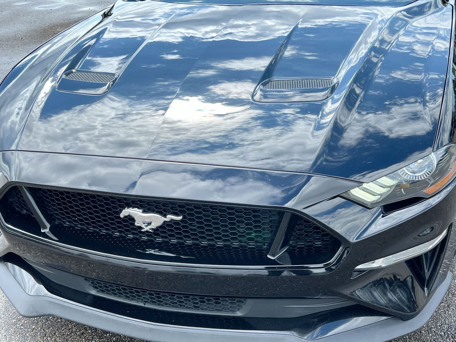 Used 2019 Ford Mustang GT Premium w/ GT Performance Package RWD image 11