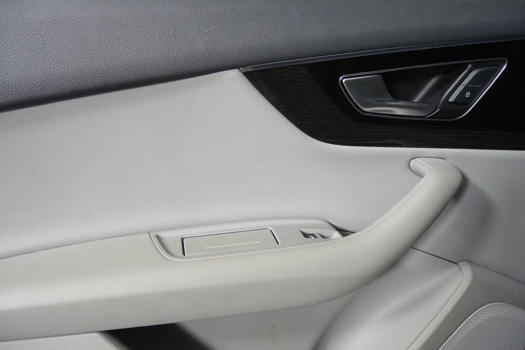 Used 2017 Audi Q7 2.0T Premium Plus image 10