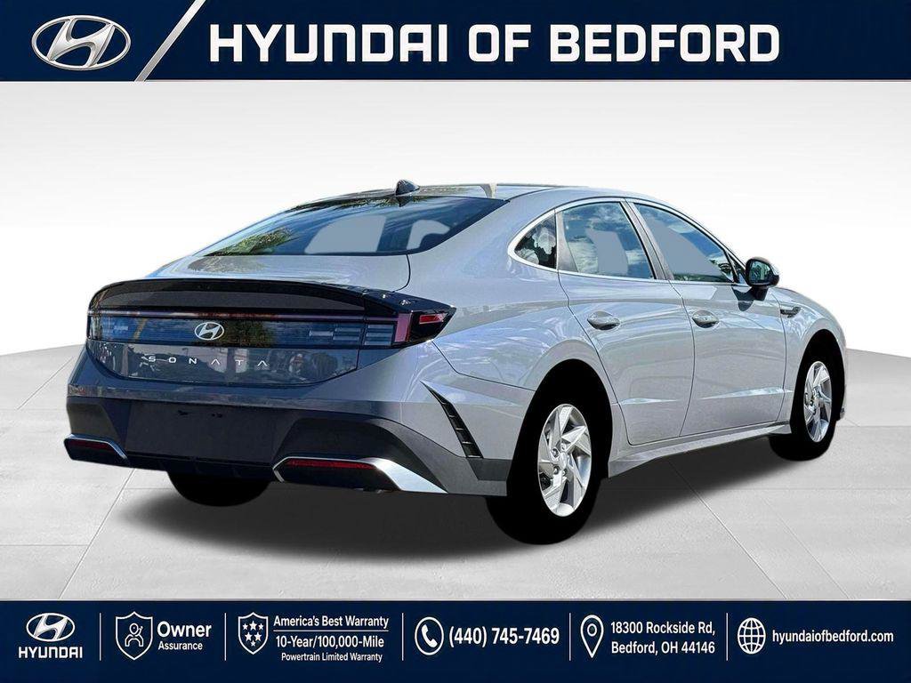 New 2026 Hyundai Sonata SE FWD image 9