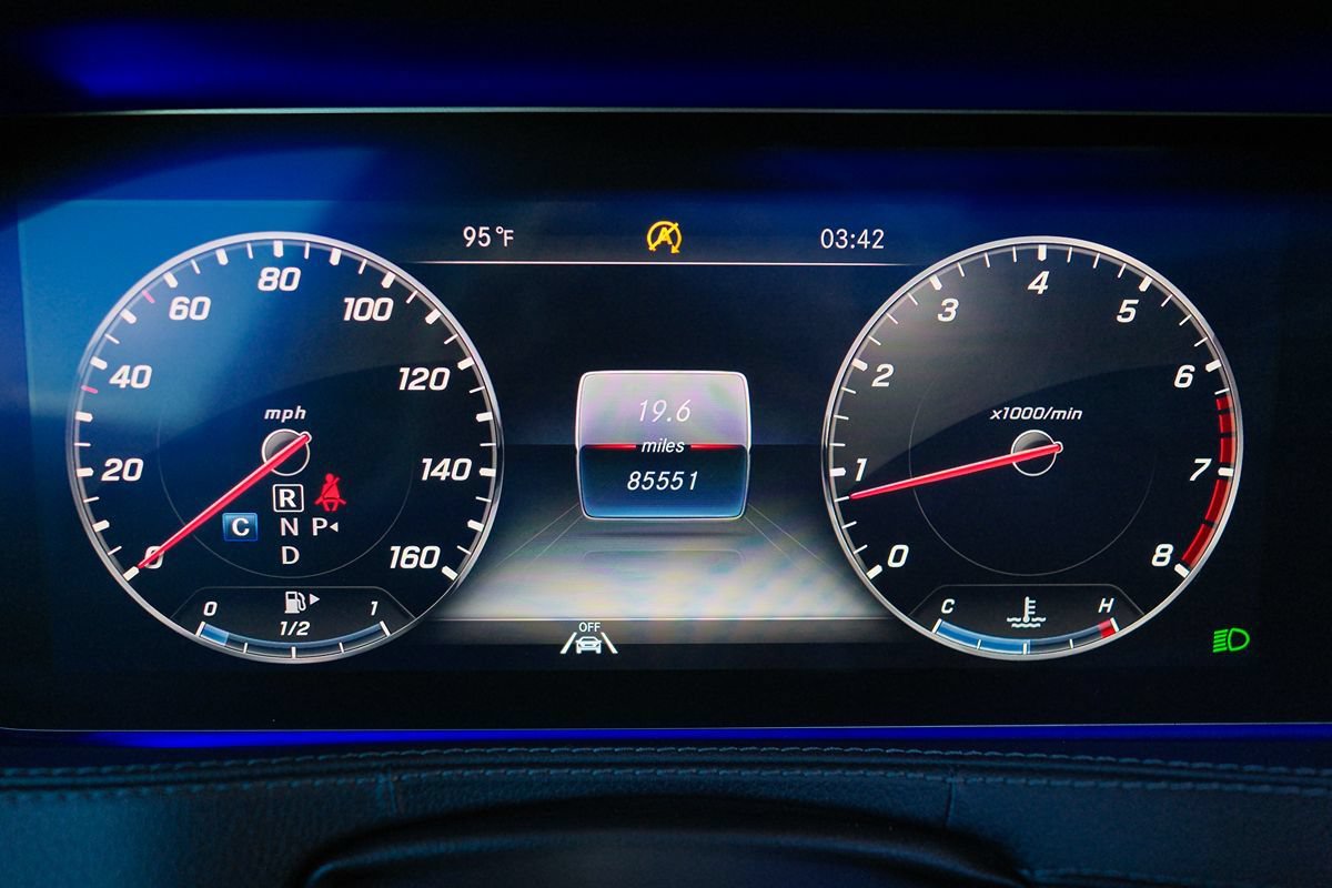 Used 2020 Mercedes-Benz S 560 Sedan image 17