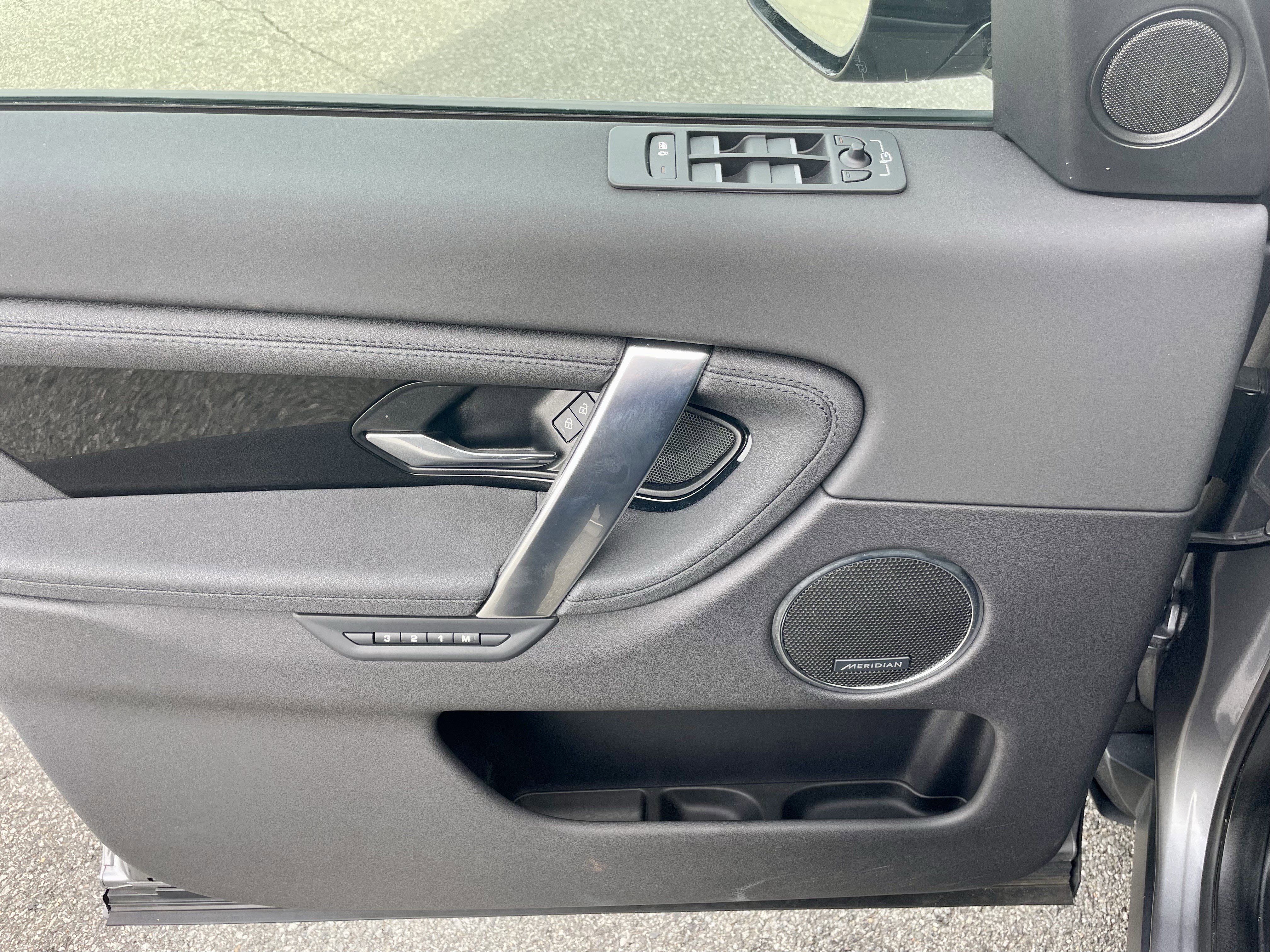 Certified 2024 Land Rover Discovery Sport S image 12