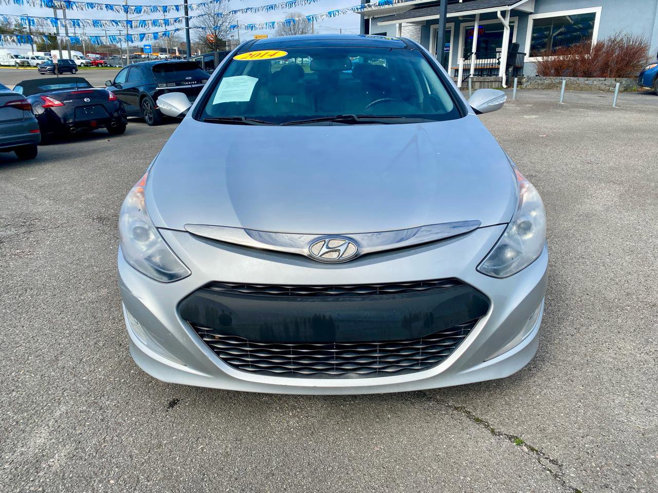 Used 2014 Hyundai Sonata Limited w/ Panoramic Sunroof Package 02 FWD image 2