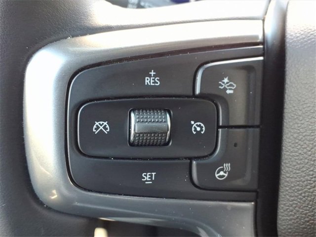 Used 2023 Chevrolet Suburban Z71 w/ Luxury Package image 34