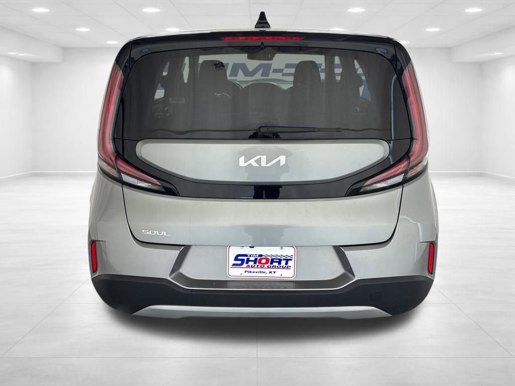 Used 2024 Kia Soul LX w/ Option Group 015 image 5