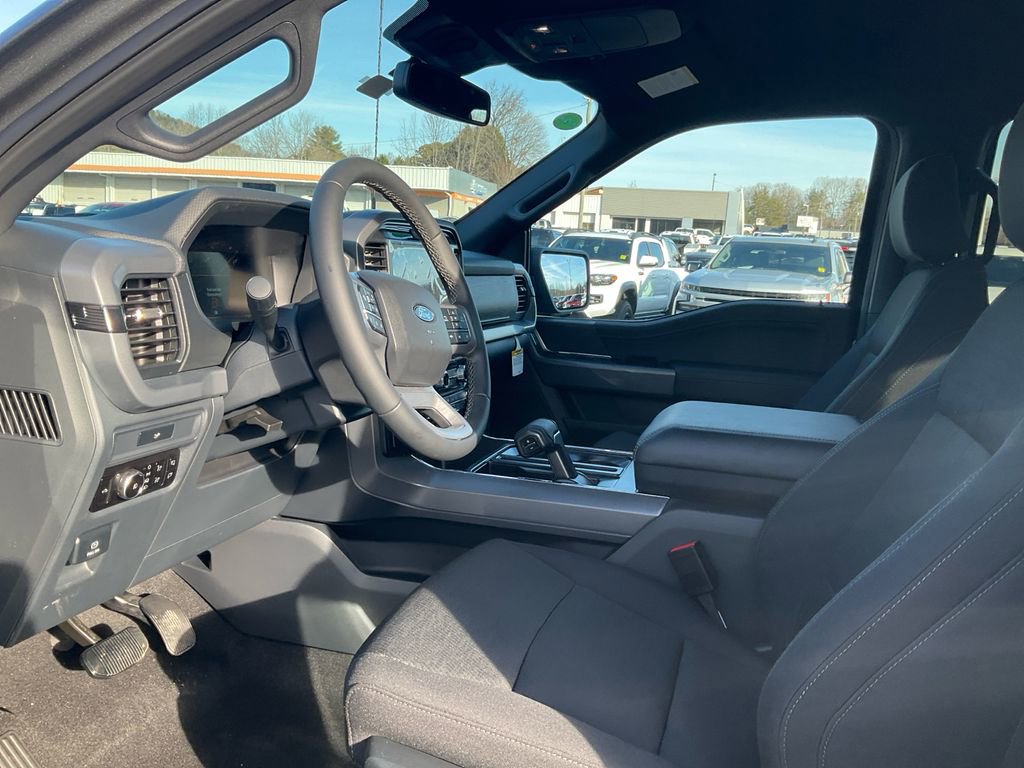 New 2026 Ford F150 XLT w/ Equipment Group 302A MID image 15