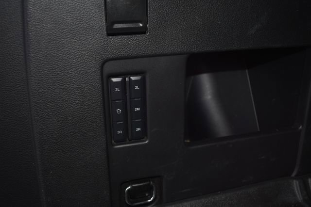 Used 2018 Ford Expedition Max XLT w/ Equipment Group 202A AWD/4WD image 46