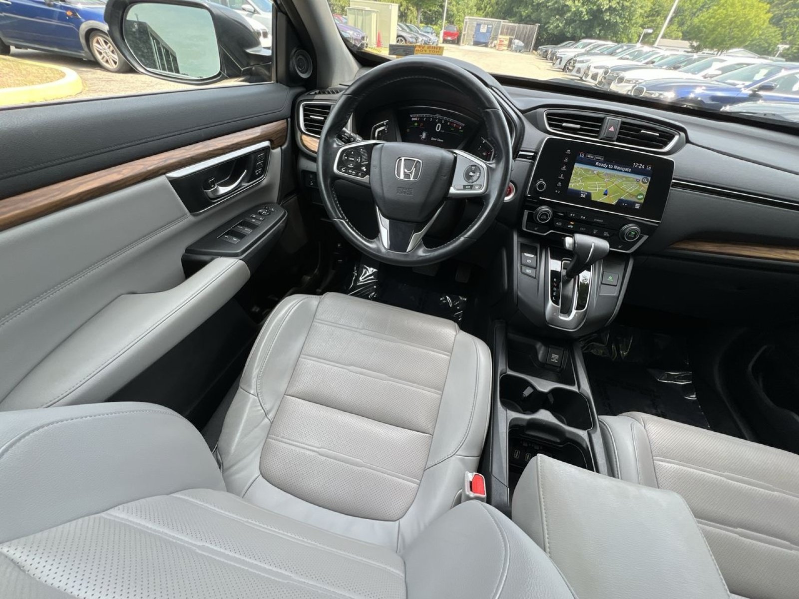 Used 2018 Honda CR-V Touring image 4