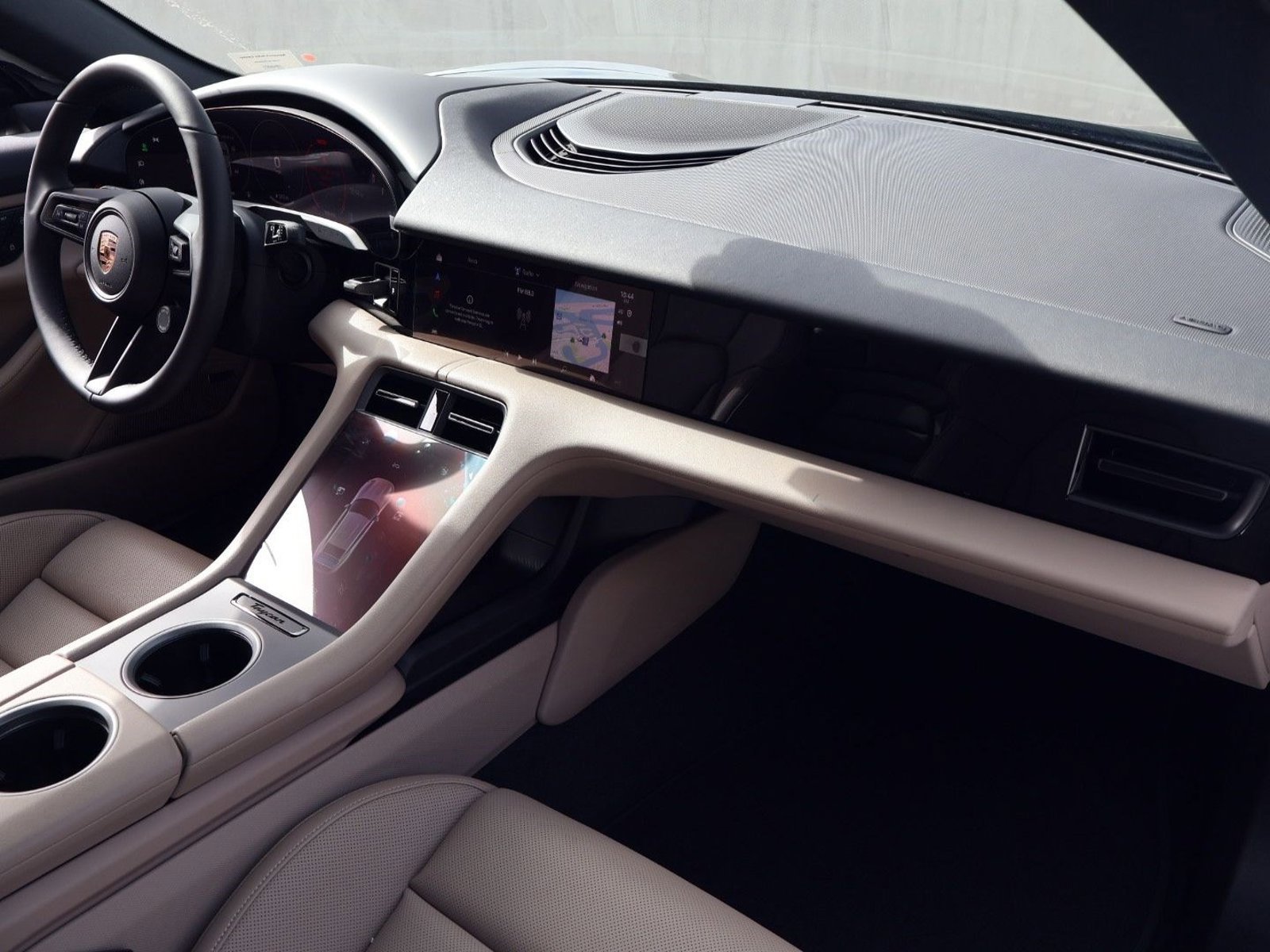 New 2026 Porsche Taycan RWD image 25