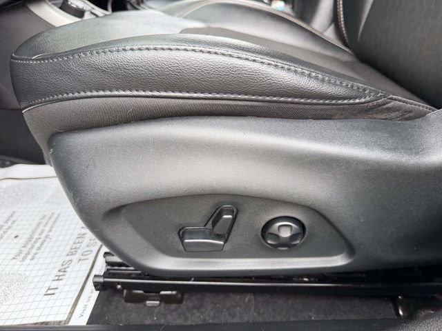 Used 2020 Jeep Compass Latitude w/ Popular Equipment Group AWD/4WD image 16