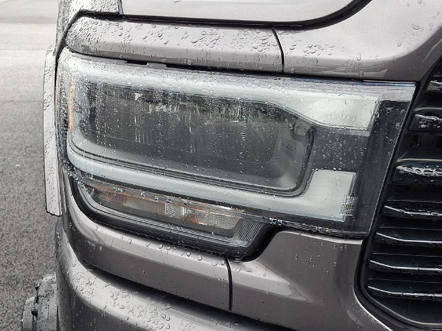 Used 2022 RAM 3500 Laramie AWD/4WD image 8