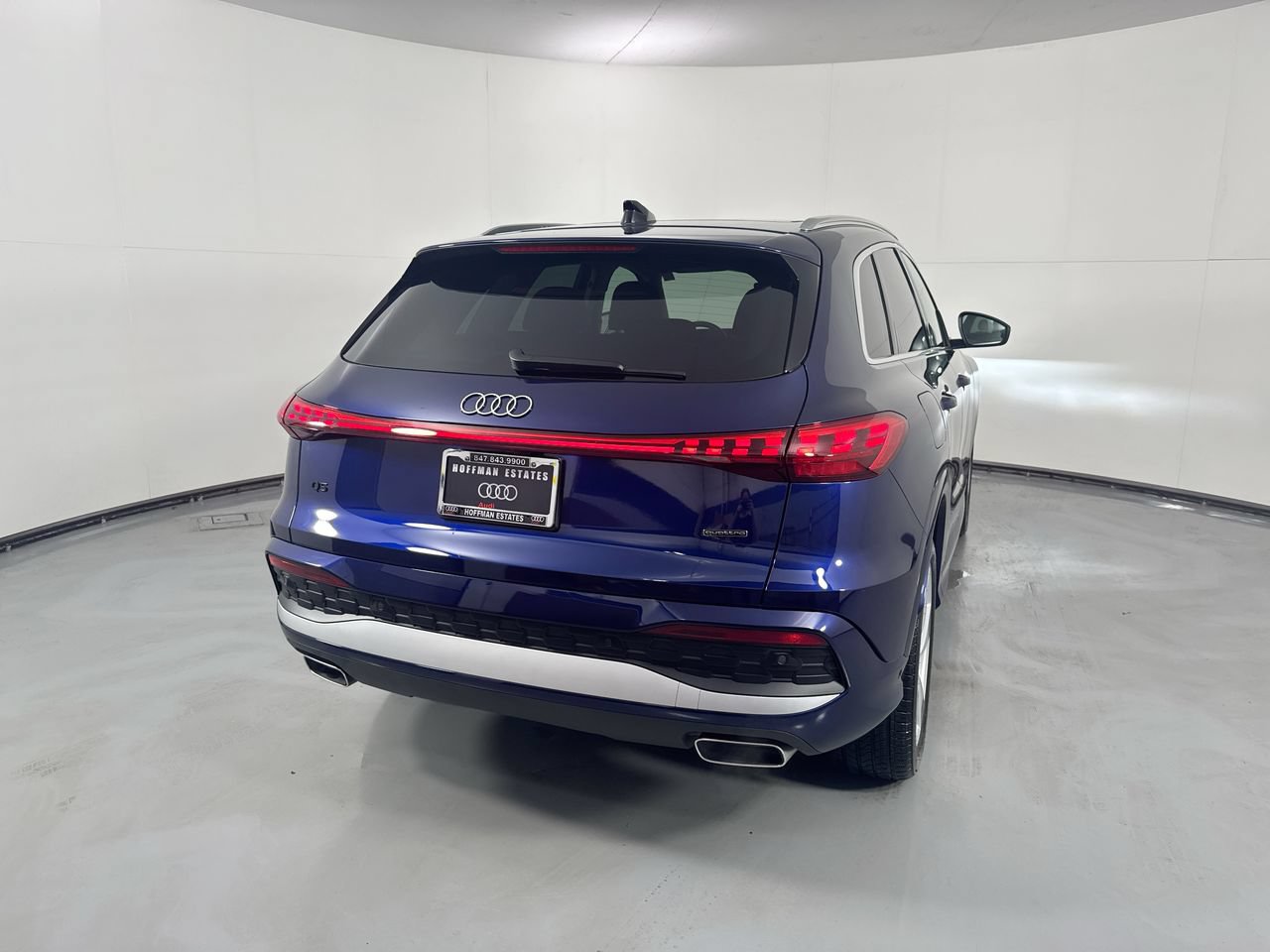 Used 2025 Audi Q5 Premium Plus w/ Premium Plus AWD/4WD image 8