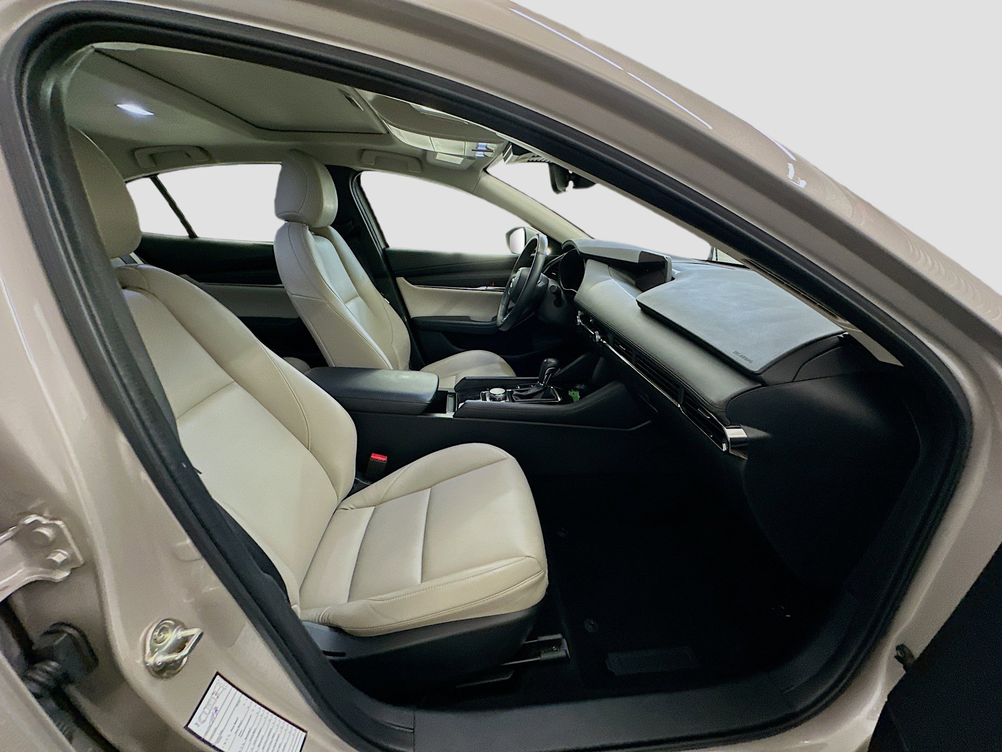 Used 2025 MAZDA MAZDA3 s image 33