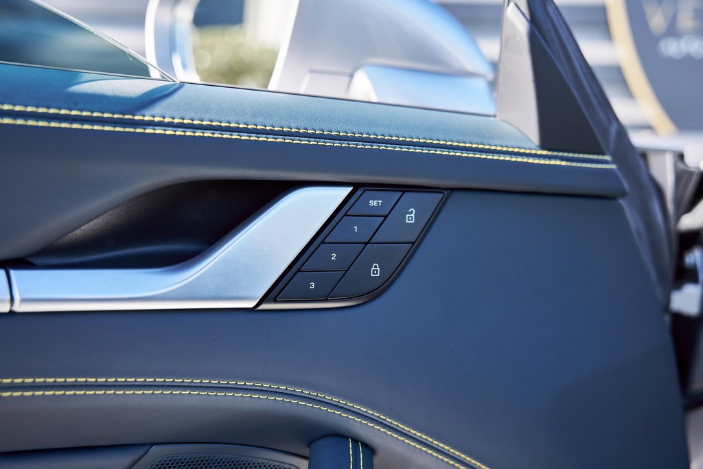 Used 2024 Porsche 911 Turbo S image 31