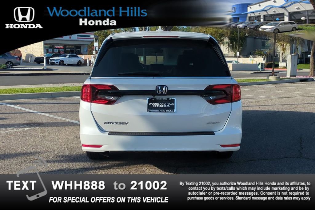 Used 2023 Honda Odyssey Sport image 6