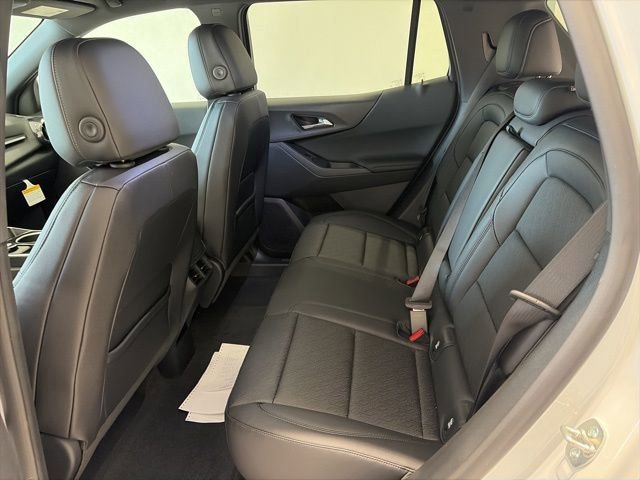 New 2026 Chevrolet Equinox LT w/ Convenience Package II FWD image 13