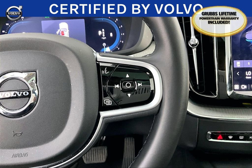 Certified 2025 Volvo XC60 B5 Plus image 28