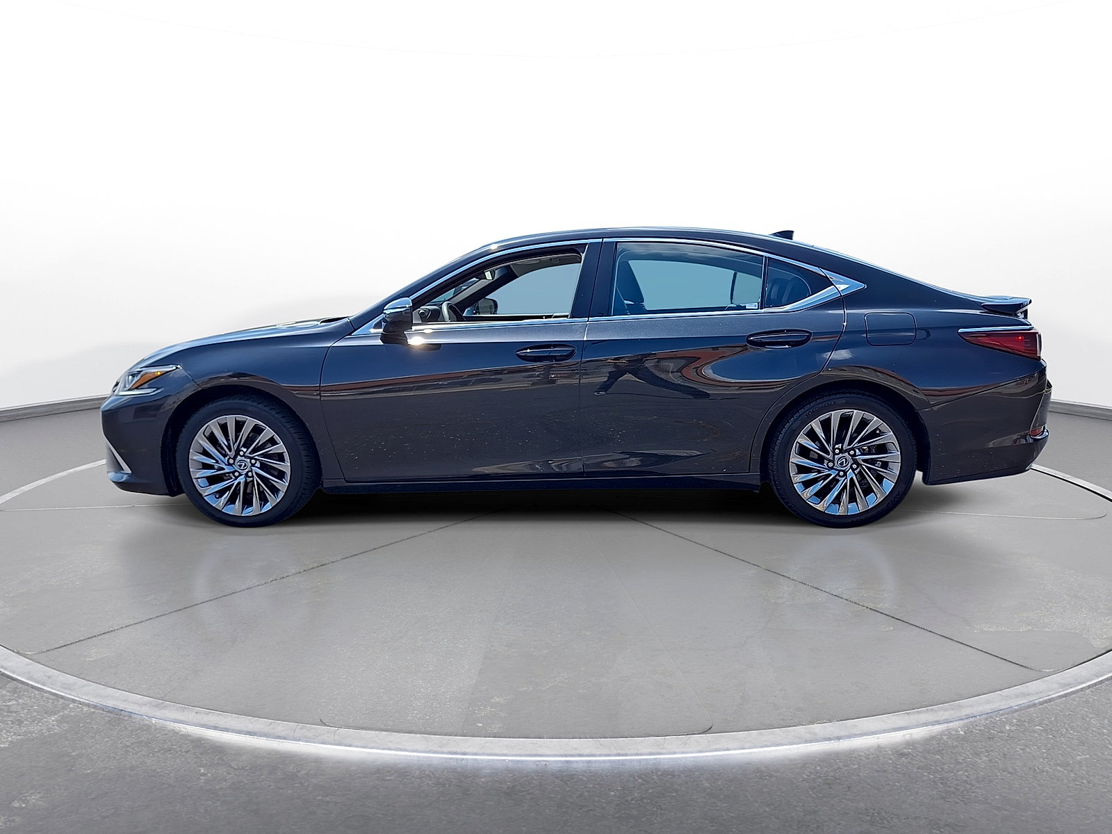 Used 2024 Lexus ES 350 w/ Accessory Package (Z1) FWD image 5