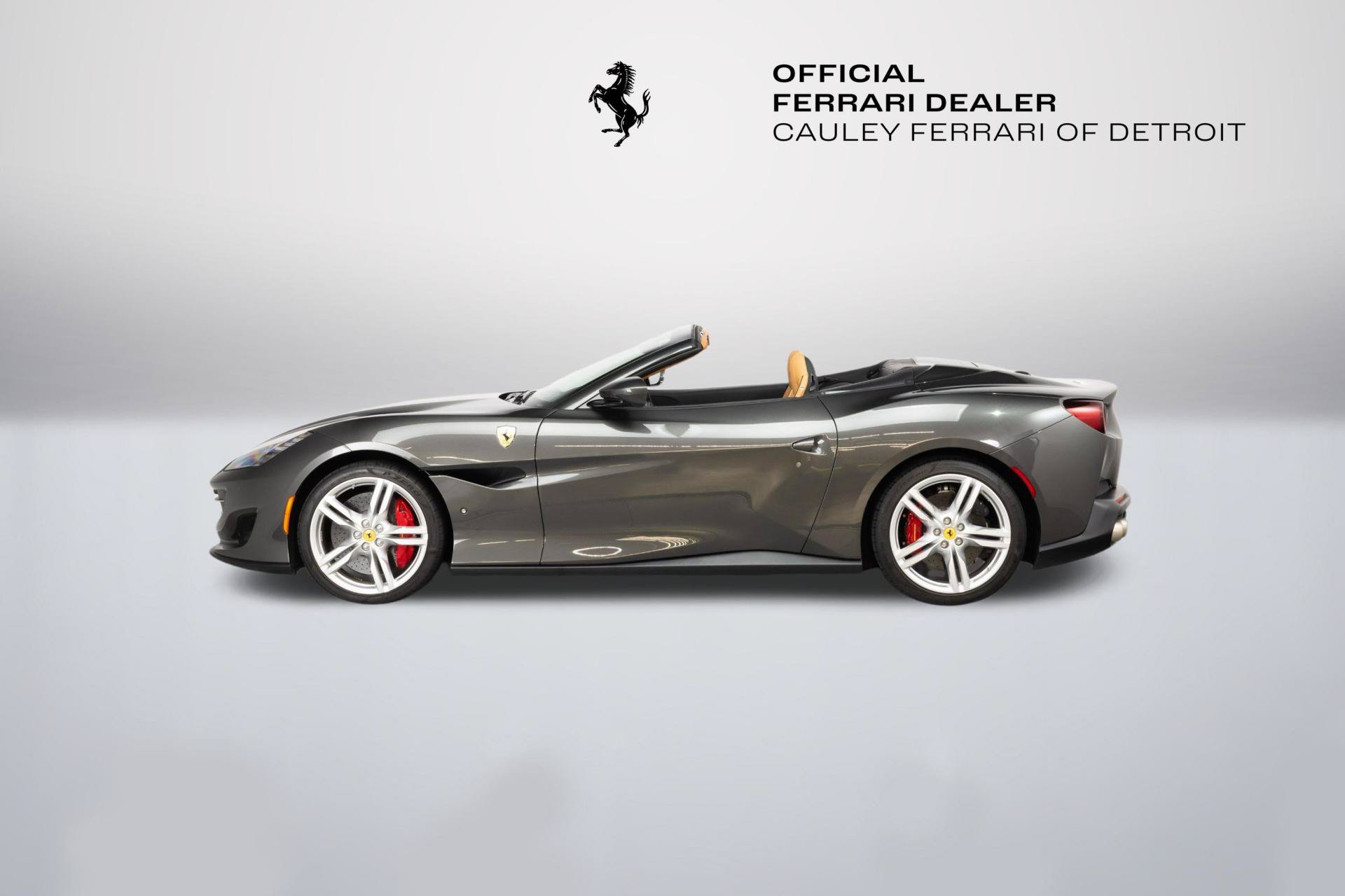 Used 2019 Ferrari Portofino RWD image 5