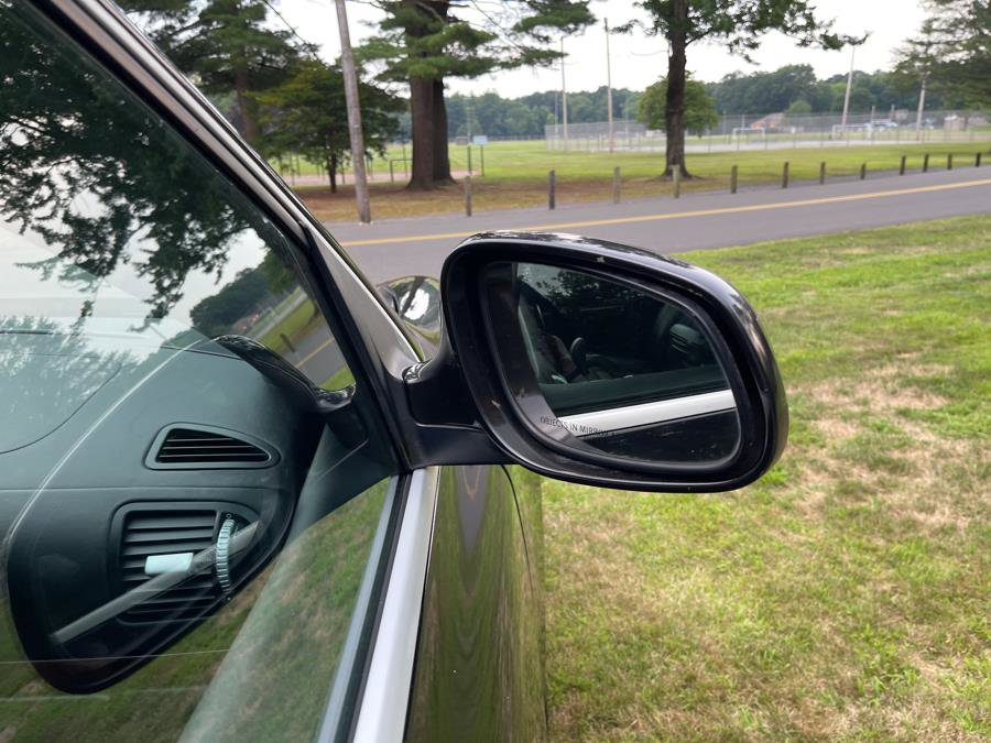 Used 2005 Porsche Cayenne Turbo image 11