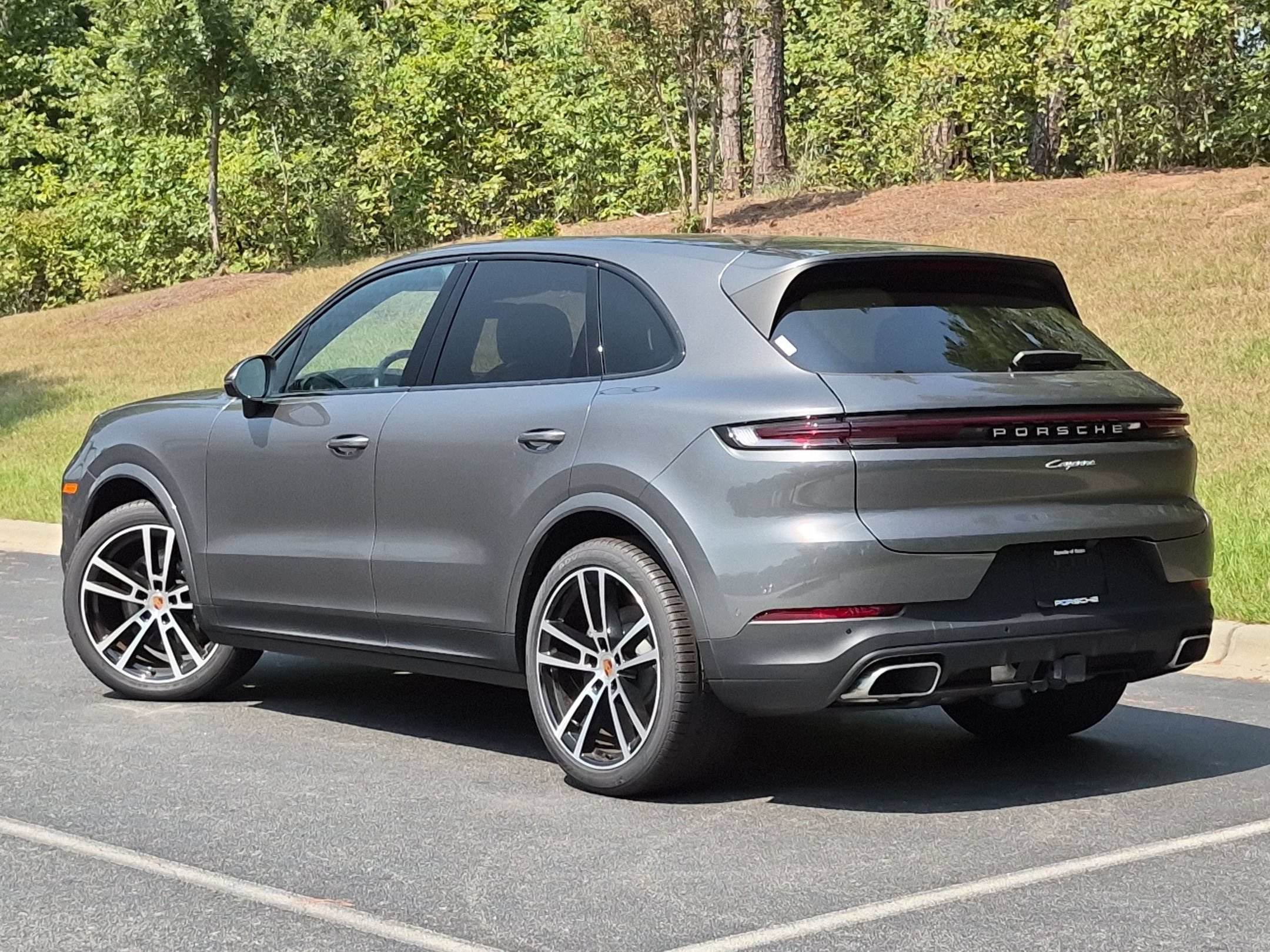 New 2026 Porsche Cayenne AWD/4WD image 3