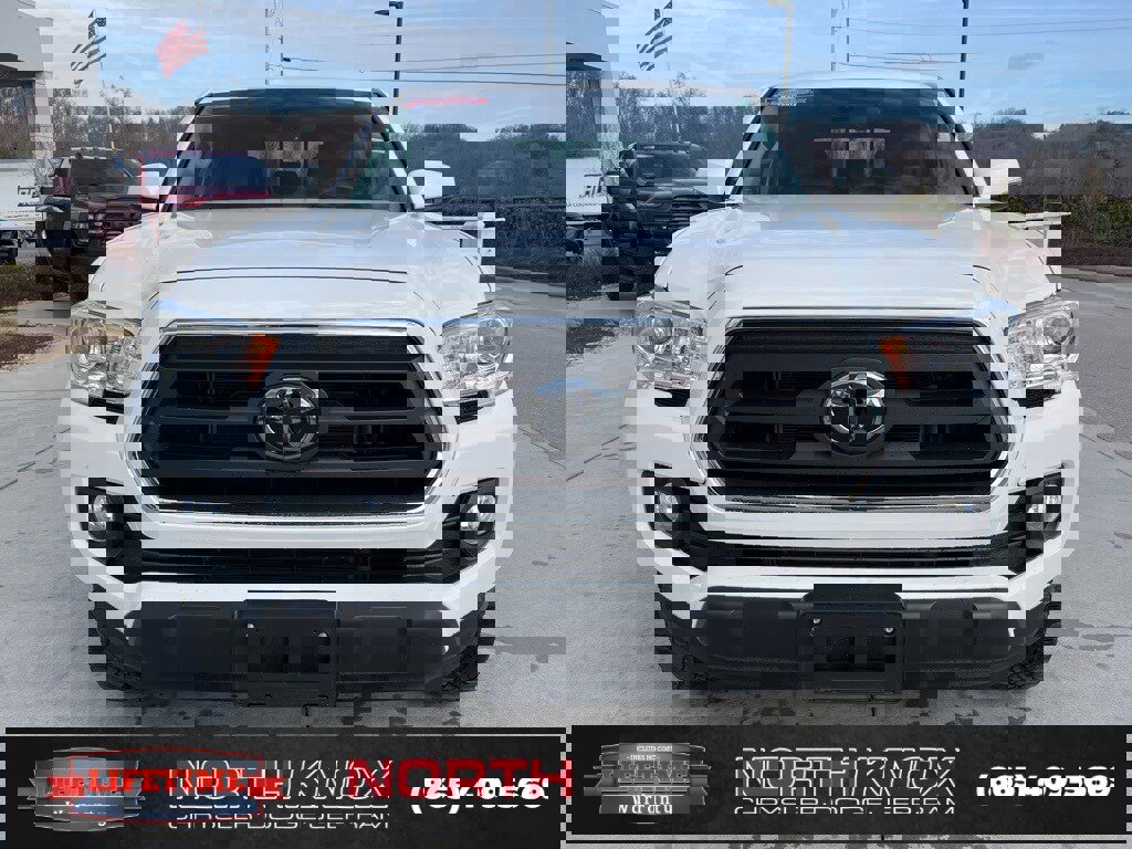 Used 2023 Toyota Tacoma SR image 31