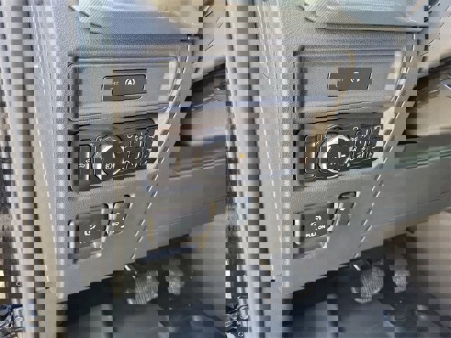 New 2025 Ford F150 Lariat w/ Equipment Group 501A Mid image 14