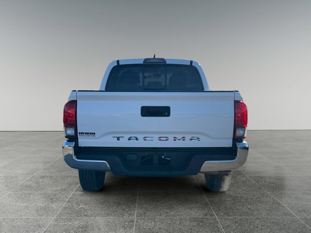 Certified 2018 Toyota Tacoma SR5 image 4