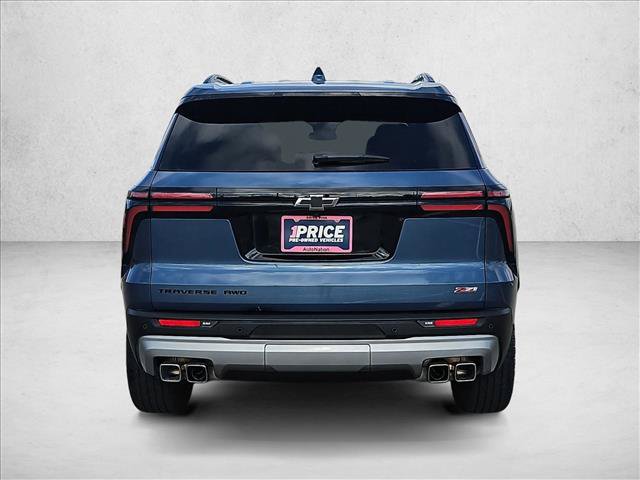 Used 2025 Chevrolet Traverse Z71 AWD/4WD image 7