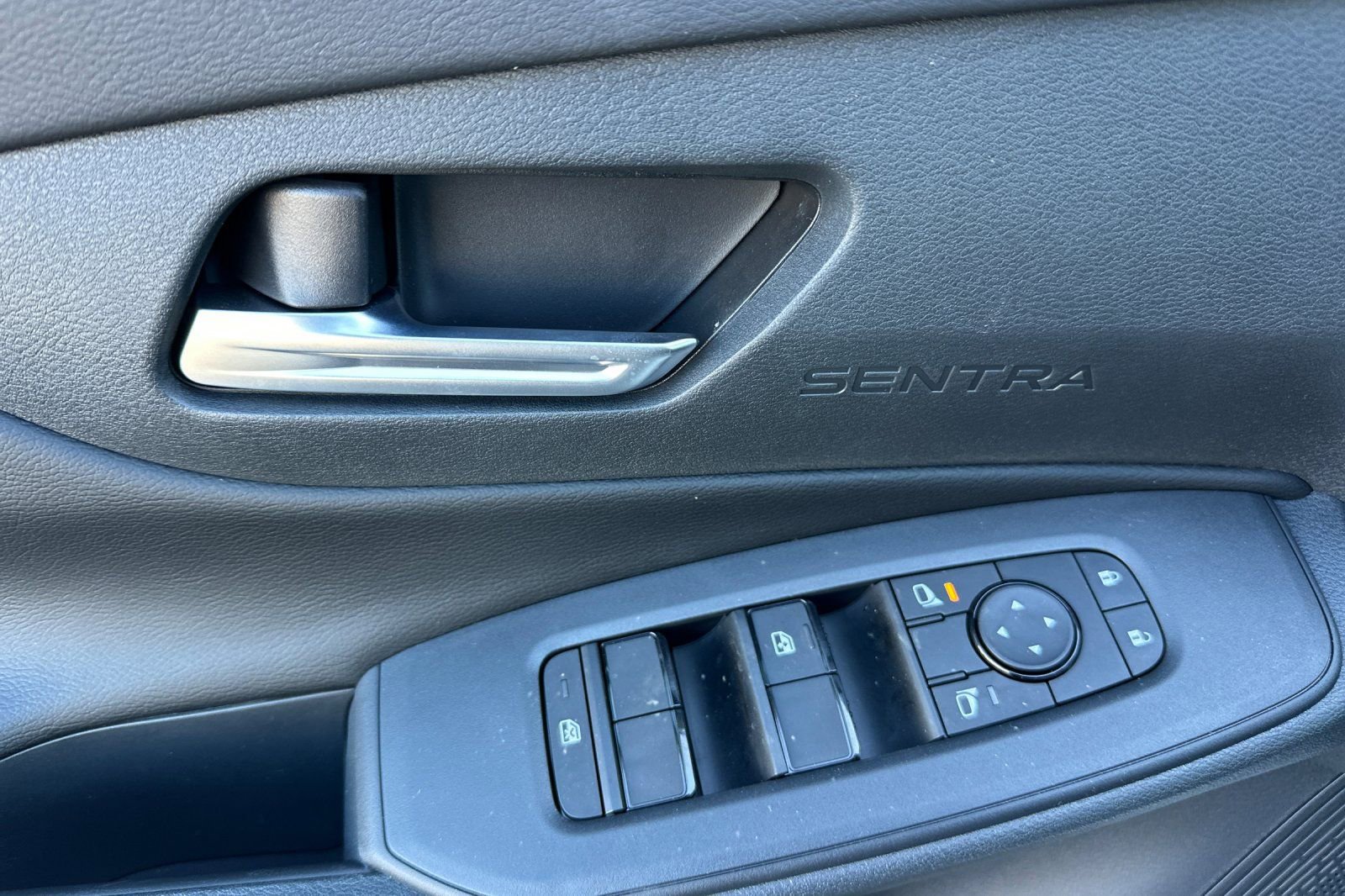 New 2026 Nissan Sentra SV w/ Floor Mat Package FWD image 8