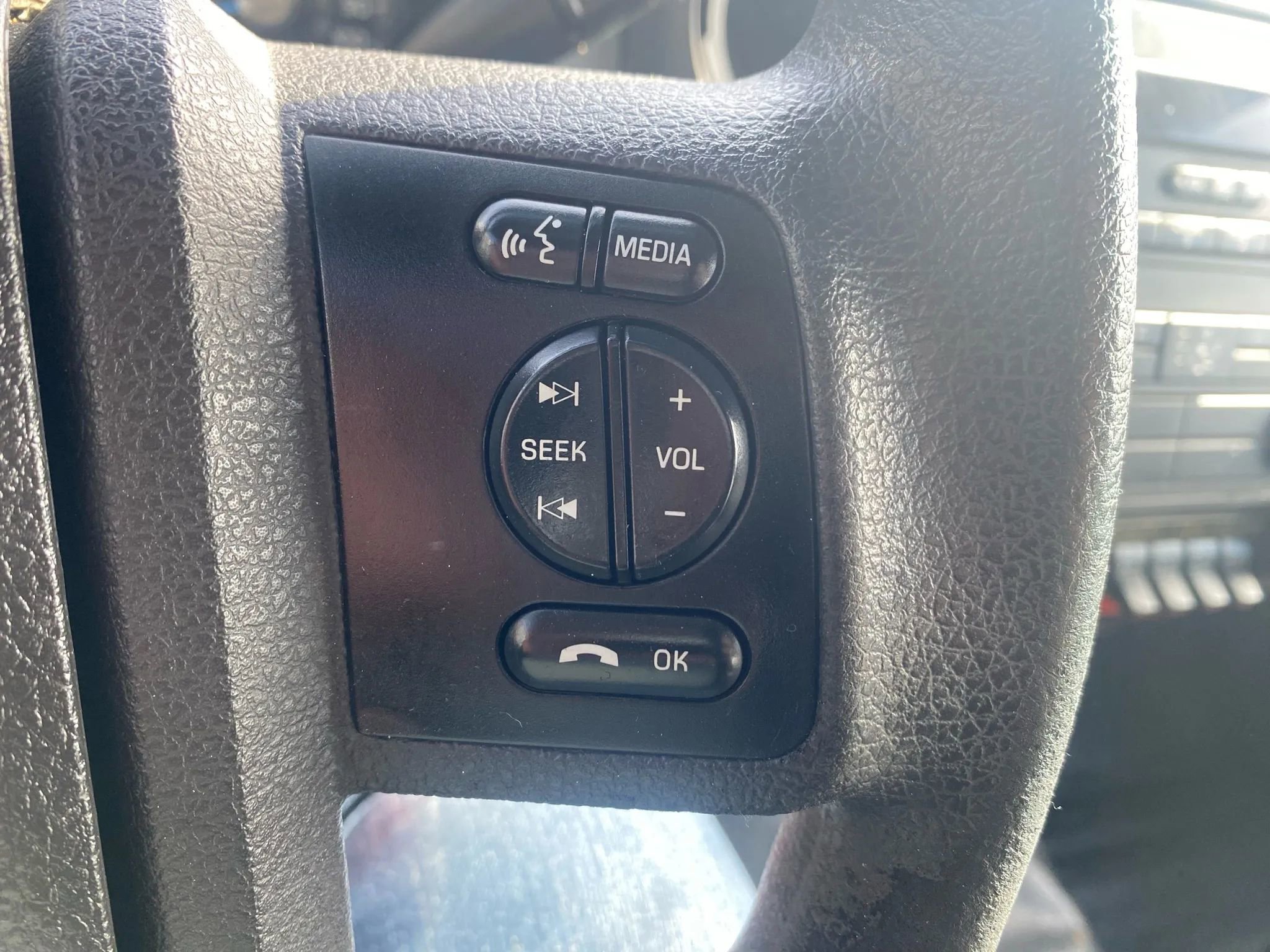 Used 2015 Ford F550 4x4 Regular Cab Super Duty image 17