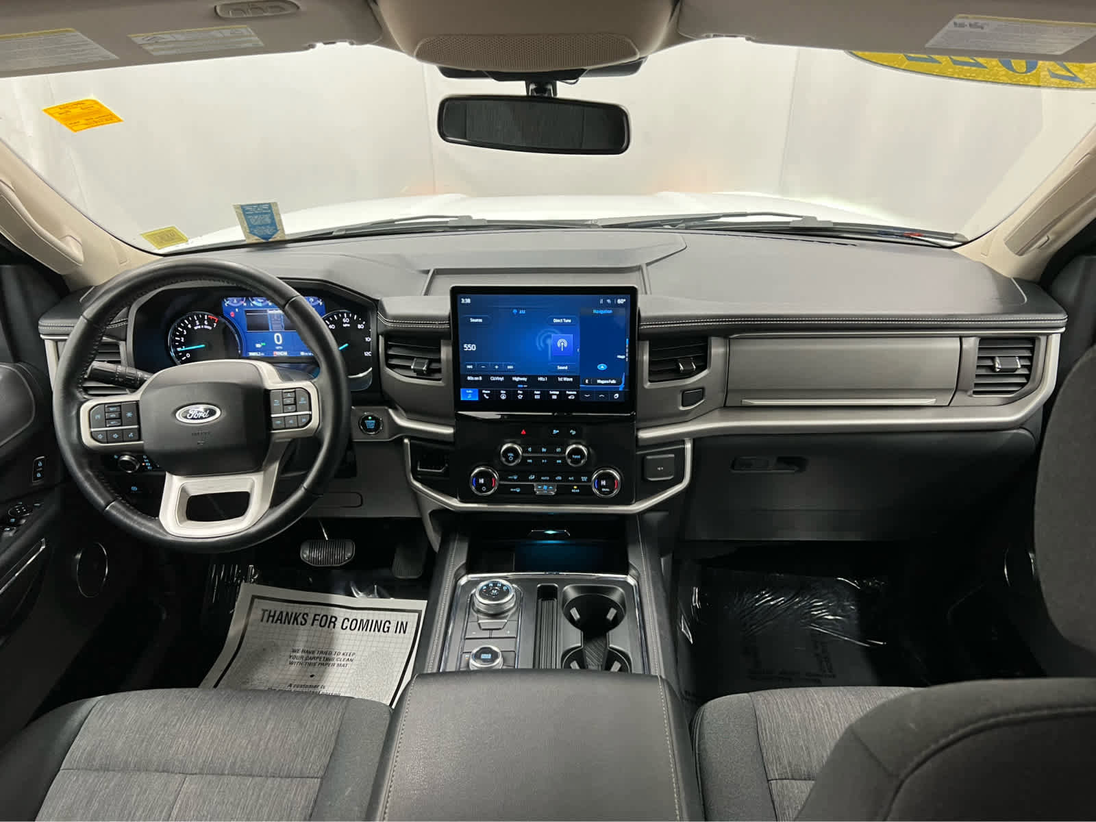 Used 2022 Ford Expedition XLT image 32