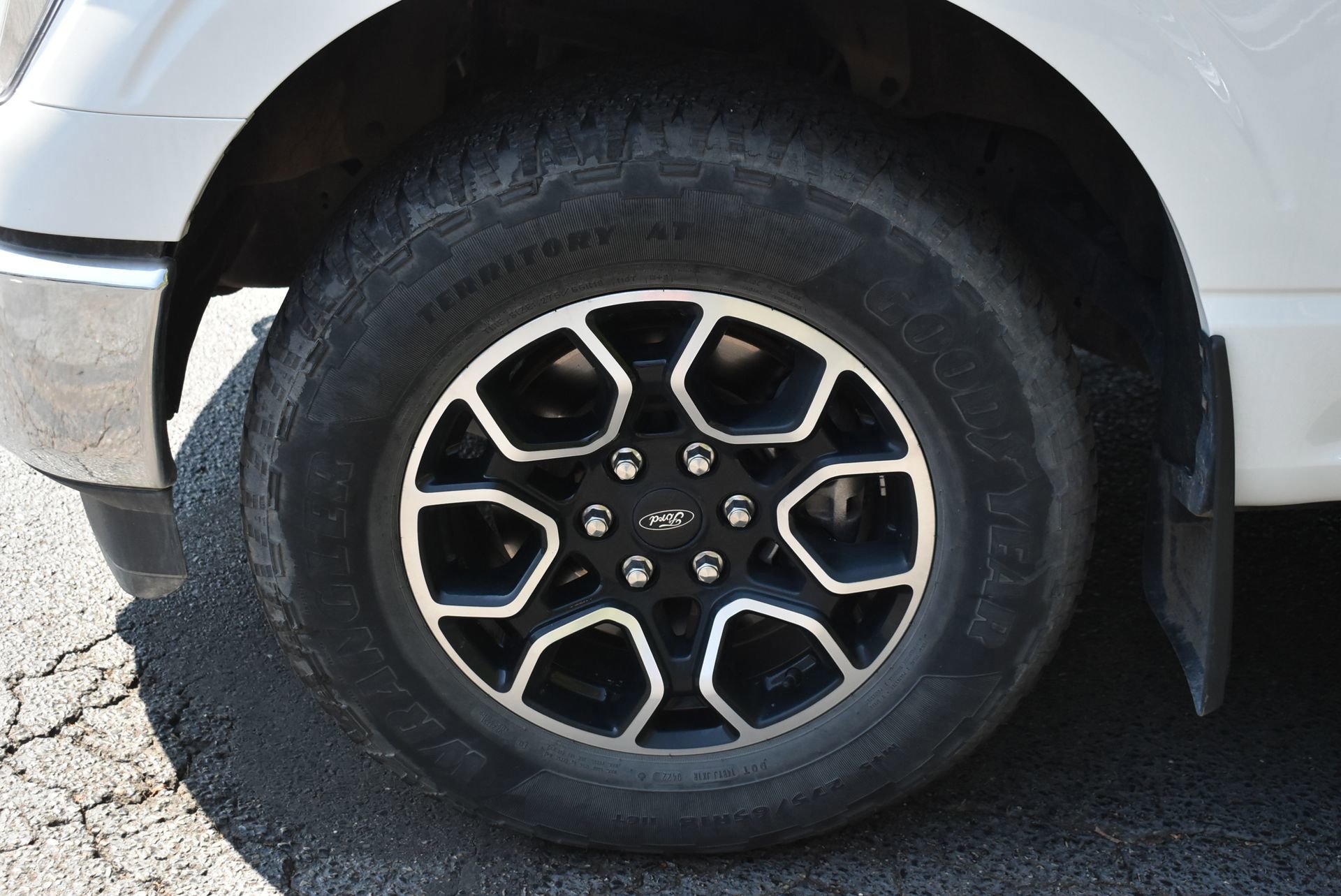 Used 2023 Ford F150 XLT w/ XTR Package image 11