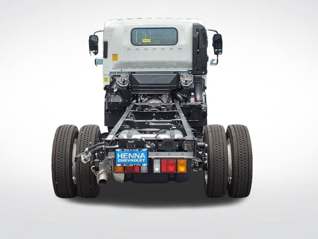 New 2025 Chevrolet Low Cab Forward 5500XG RWD image 5