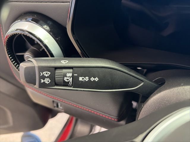 Used 2023 Chevrolet Colorado Z71 w/ Z71 Convenience Package 2 image 19