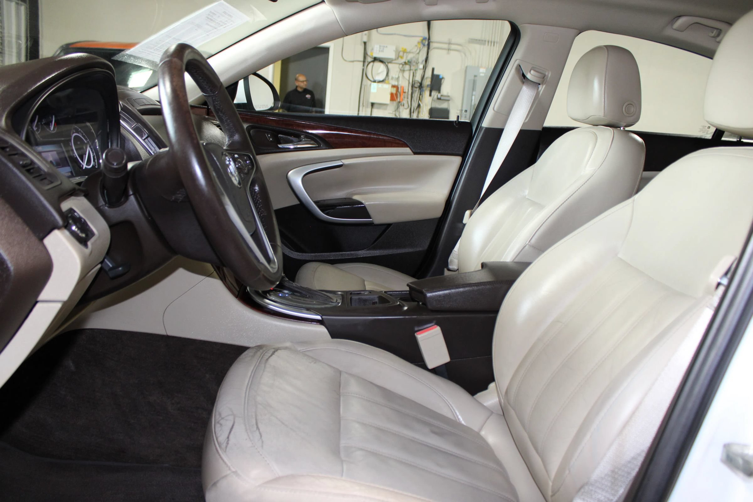 Used 2014 Buick Regal FWD image 20