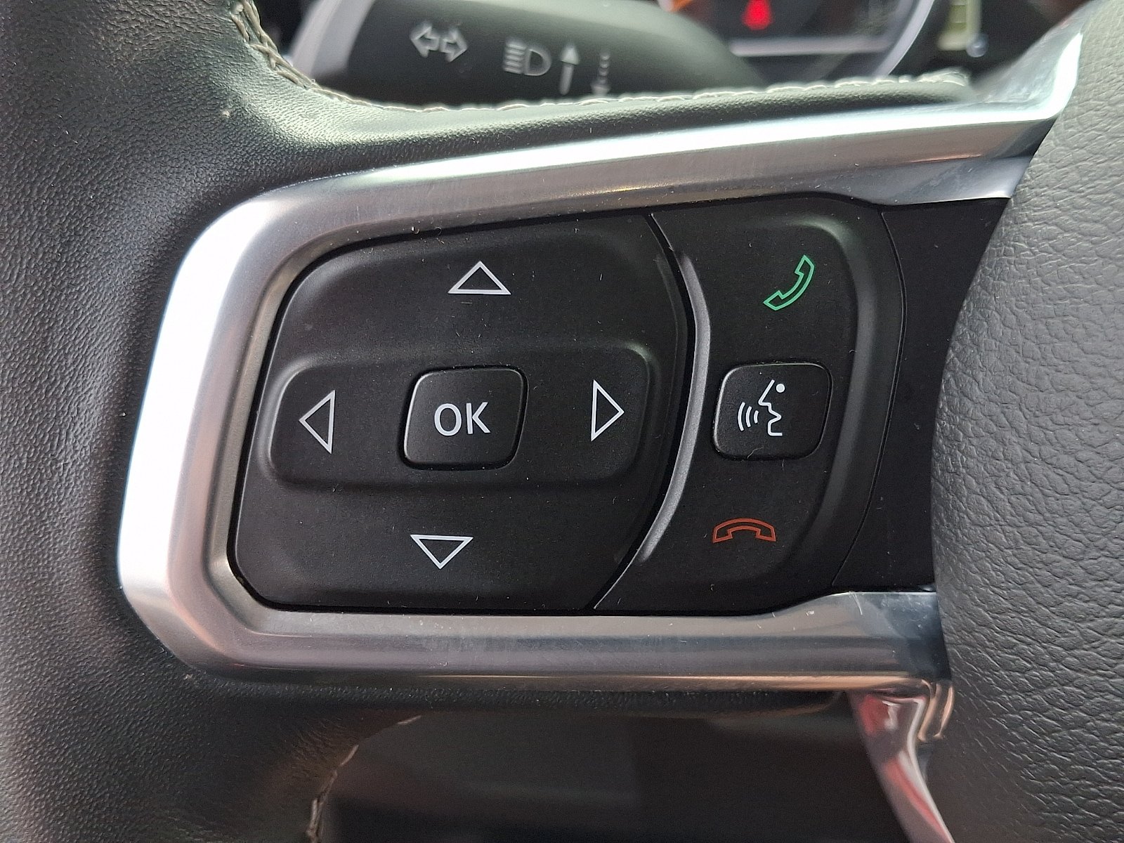 Used 2019 Jeep Wrangler Unlimited Sahara w/ Cold Weather Group AWD/4WD image 22