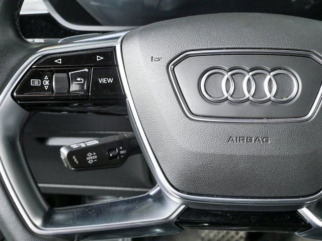 Certified 2022 Audi e-tron Premium Plus w/ Premium Plus Package image 10