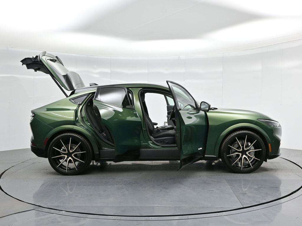 New 2024 Ford Mustang Mach-E Premium image 4