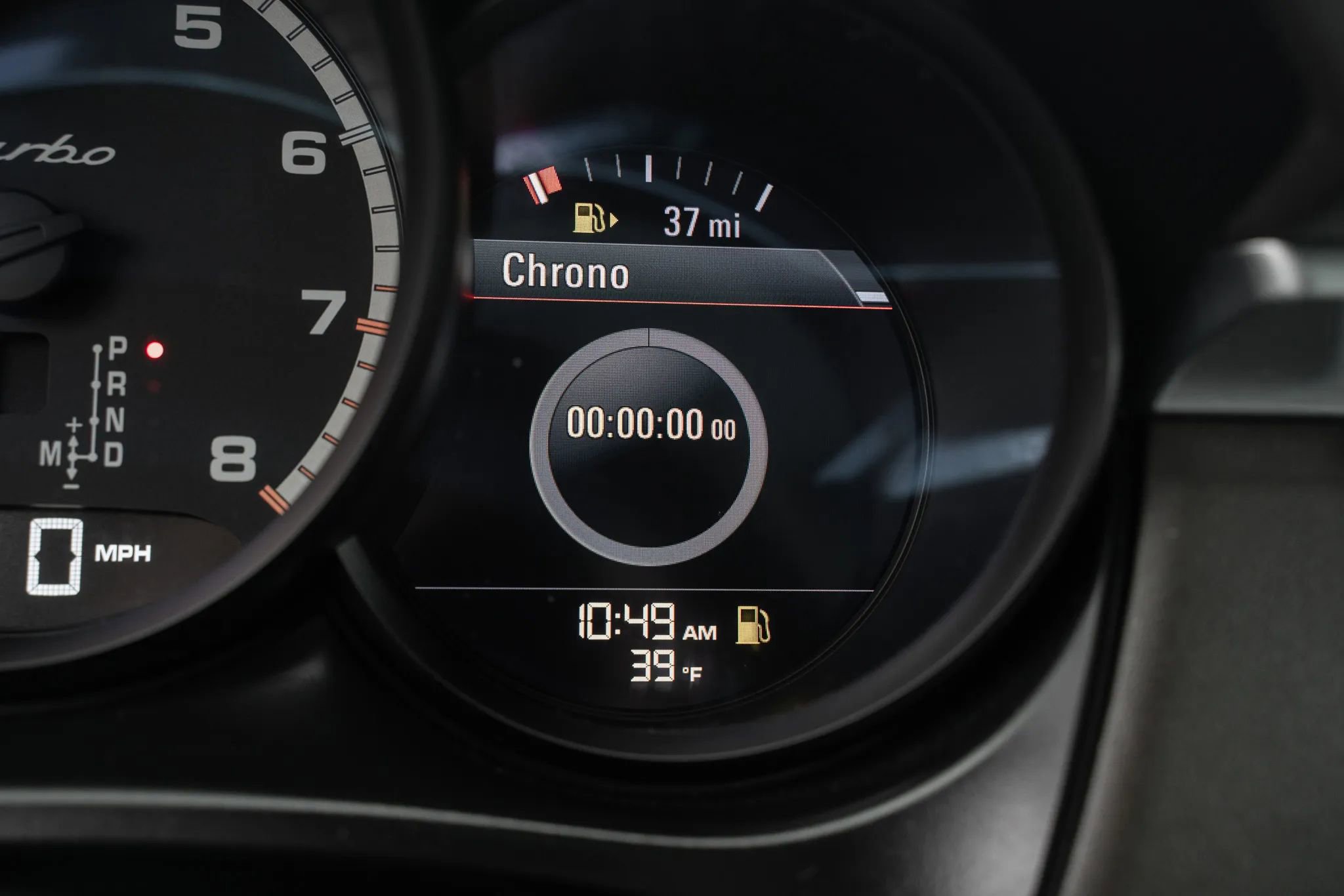 Used 2018 Porsche Macan Turbo image 32