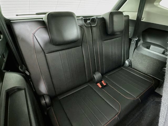 Used 2024 Volkswagen Tiguan SE FWD image 26