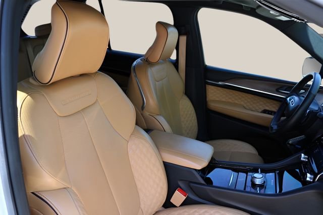 Used 2023 Jeep Grand Cherokee Summit w/ MOPAR Finishing Package image 20