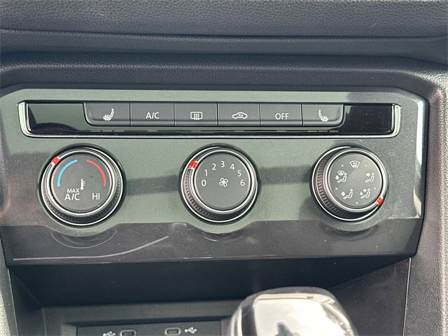 Used 2024 Volkswagen Tiguan Wolfsburg Edition image 21