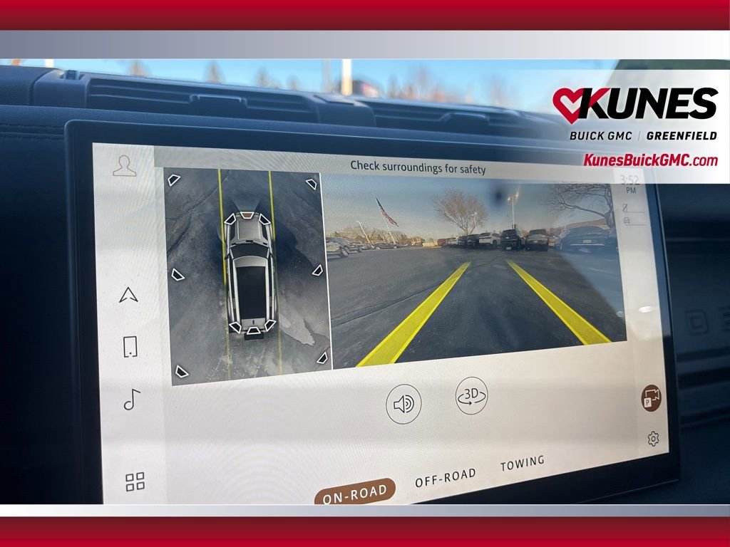 Used 2024 Land Rover Defender 130 X-Dynamic SE image 33