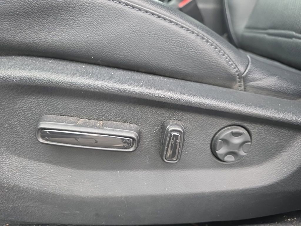 Used 2020 Honda CR-V EX-L image 11