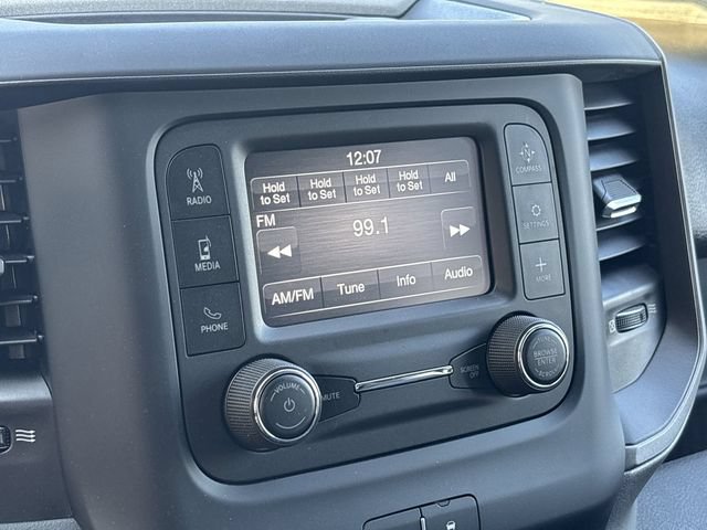 New 2024 RAM 5500 Tradesman w/ Chrome Appearance Group AWD/4WD image 22