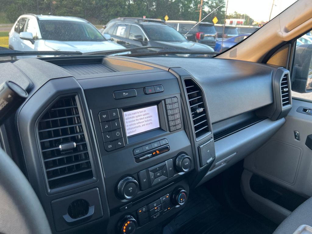 Used 2018 Ford F150 XL w/ Equipment Group 101A Mid RWD image 20