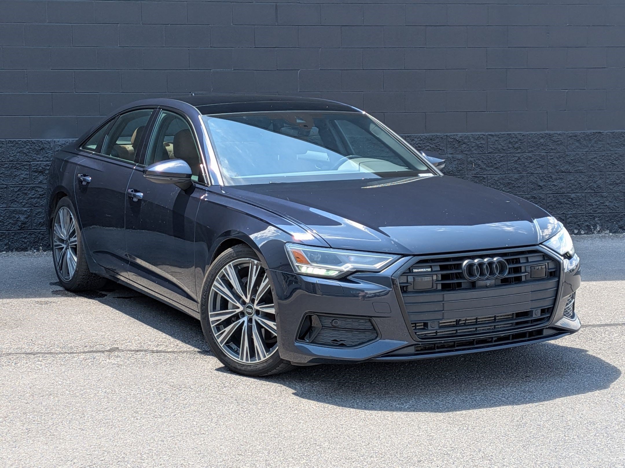 Used 2023 Audi A6 Premium Plus w/ Premium Plus Package AWD/4WD image 3