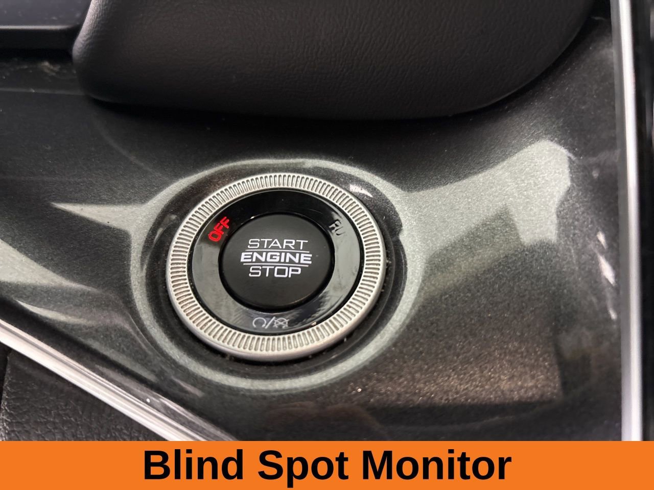 Used 2023 Jeep Grand Cherokee L Laredo image 15